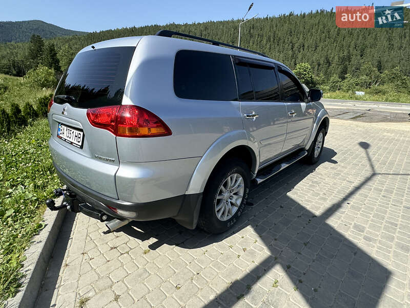 Внедорожник / Кроссовер Mitsubishi Pajero Sport 2013 в Ивано-Франковске фото 35 Внедорожник / Кроссовер Mitsubishi Pajero Sport 2013 в Ивано-Франковске