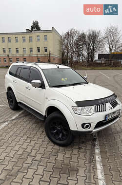 Позашляховик / Кросовер Mitsubishi Pajero Sport 2012 в Києві