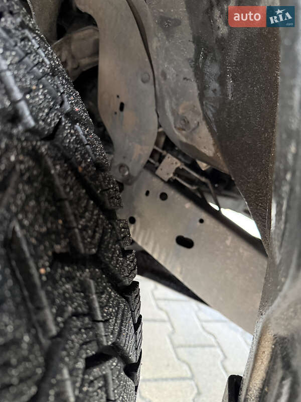 Позашляховик / Кросовер Mitsubishi Pajero Sport 2012 в Києві