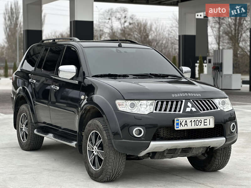 Mitsubishi Pajero Sport 2012 Mitsubishi Pajero Sport 2012