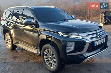 Позашляховик / Кросовер Mitsubishi Pajero Sport 2020 в Тячеві