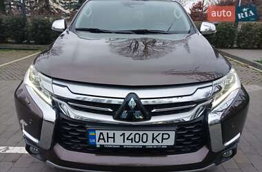 Внедорожник / Кроссовер Mitsubishi Pajero Sport 2018 в Ужгороде