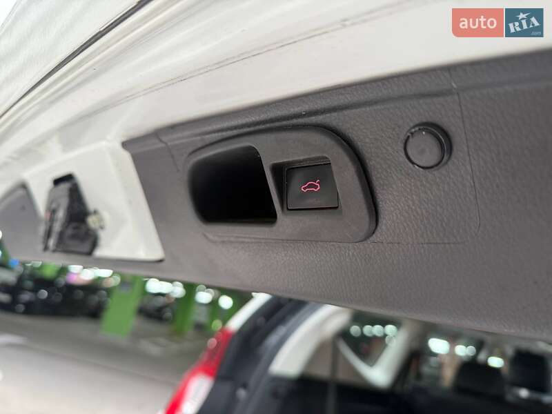 Внедорожник / Кроссовер Mitsubishi Pajero Sport 2019 в Киеве