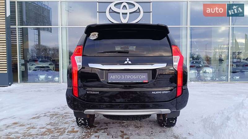 Позашляховик / Кросовер Mitsubishi Pajero Sport 2018 в Києві фото 4 Позашляховик / Кросовер Mitsubishi Pajero Sport 2018 в Києві
