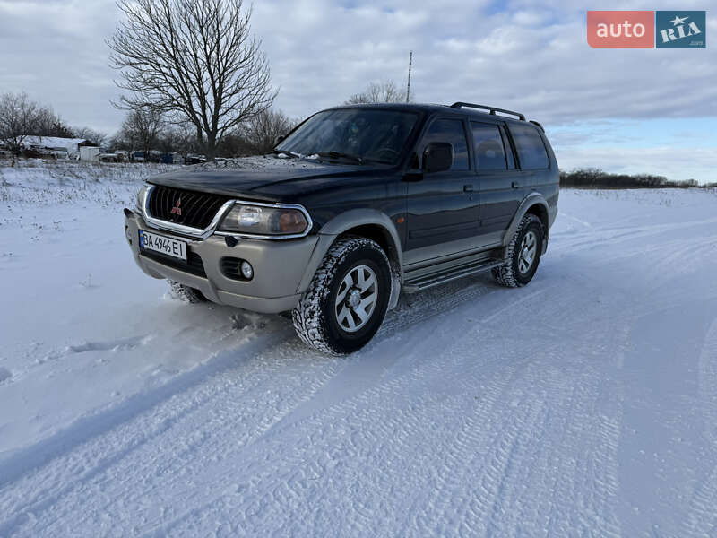 Внедорожник / Кроссовер Mitsubishi Pajero Sport 2004 в Александрие