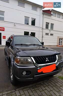 Позашляховик / Кросовер Mitsubishi Pajero Sport 2004 в Ужгороді