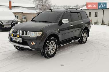 Позашляховик / Кросовер Mitsubishi Pajero Sport 2011 в Умані