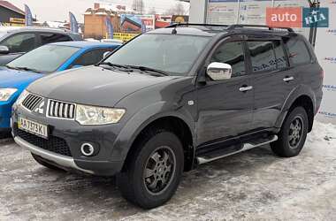 Позашляховик / Кросовер Mitsubishi Pajero Sport 2011 в Києві