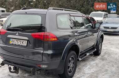 Позашляховик / Кросовер Mitsubishi Pajero Sport 2011 в Києві