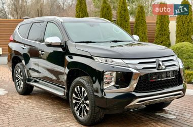 Внедорожник / Кроссовер Mitsubishi Pajero Sport 2023 в Кропивницком