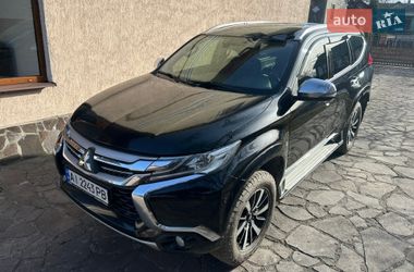Внедорожник / Кроссовер Mitsubishi Pajero Sport 2017 в Бродах