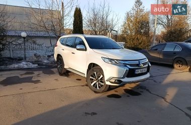 Позашляховик / Кросовер Mitsubishi Pajero Sport 2016 в Охтирці