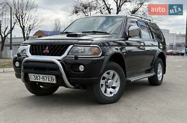 Внедорожник / Кроссовер Mitsubishi Pajero Sport 2000 в Киеве