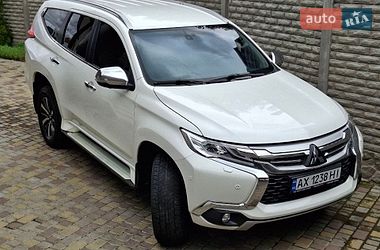 Внедорожник / Кроссовер Mitsubishi Pajero Sport 2018 в Харькове