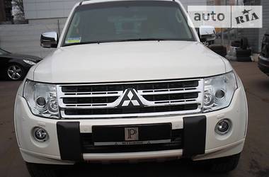 Внедорожник / Кроссовер Mitsubishi Pajero Wagon 2010 в 