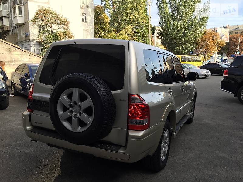 Внедорожник / Кроссовер Mitsubishi Pajero Wagon 2006 в Киеве