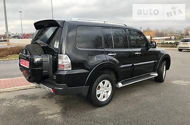 Позашляховик / Кросовер Mitsubishi Pajero Wagon 2008 в Києві