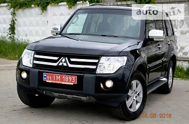 Внедорожник / Кроссовер Mitsubishi Pajero Wagon 2009 в Ивано-Франковске