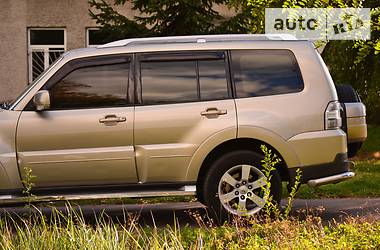 Внедорожник / Кроссовер Mitsubishi Pajero Wagon 2009 в Луцке