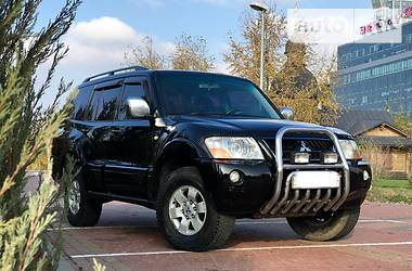 Позашляховик / Кросовер Mitsubishi Pajero Wagon 2005 в Києві