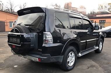 Позашляховик / Кросовер Mitsubishi Pajero Wagon 2008 в 