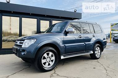 Позашляховик / Кросовер Mitsubishi Pajero Wagon 2007 в 
