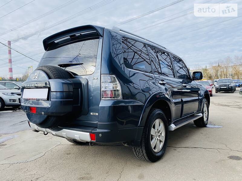 Внедорожник / Кроссовер Mitsubishi Pajero Wagon 2007 в Харькове