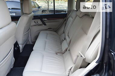 Позашляховик / Кросовер Mitsubishi Pajero Wagon 2007 в 