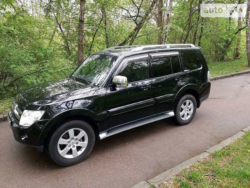 Позашляховик / Кросовер Mitsubishi Pajero Wagon 2008 в Житомирі