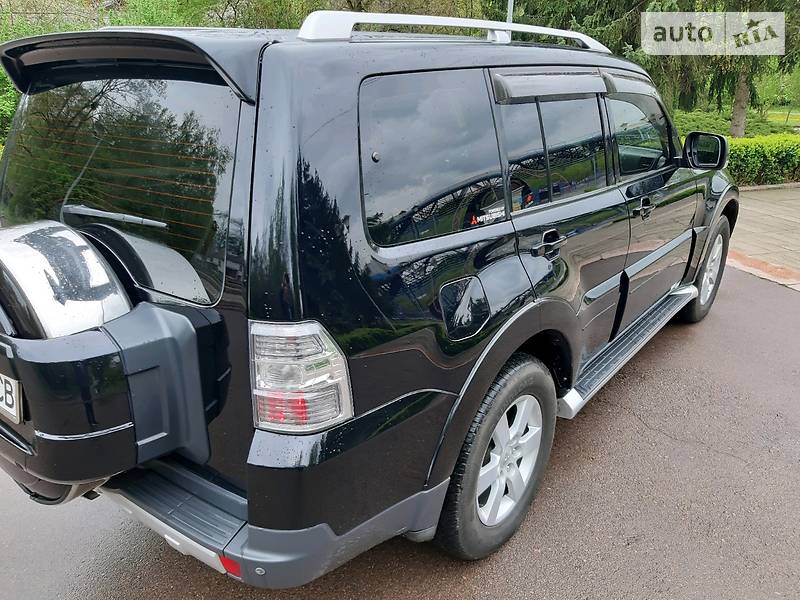 Позашляховик / Кросовер Mitsubishi Pajero Wagon 2008 в Житомирі