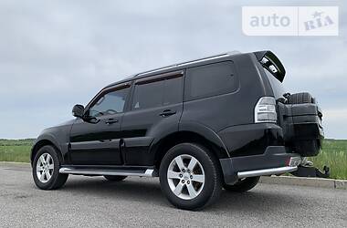 Позашляховик / Кросовер Mitsubishi Pajero Wagon 2007 в 