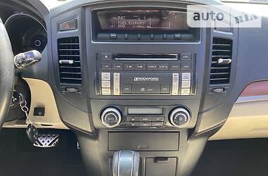 Позашляховик / Кросовер Mitsubishi Pajero Wagon 2007 в 