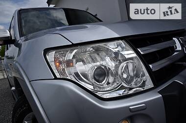 Позашляховик / Кросовер Mitsubishi Pajero Wagon 2007 в 