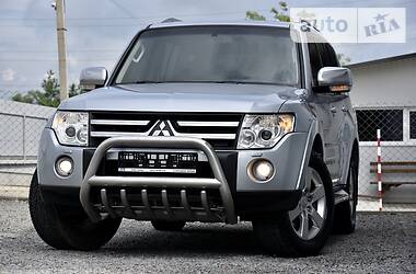 Позашляховик / Кросовер Mitsubishi Pajero Wagon 2007 в 