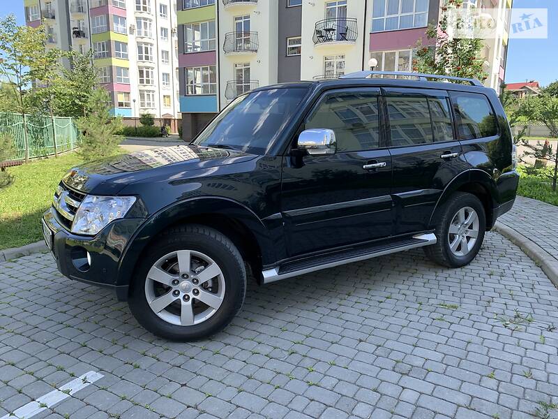 Позашляховик / Кросовер Mitsubishi Pajero Wagon 2008 в Івано-Франківську