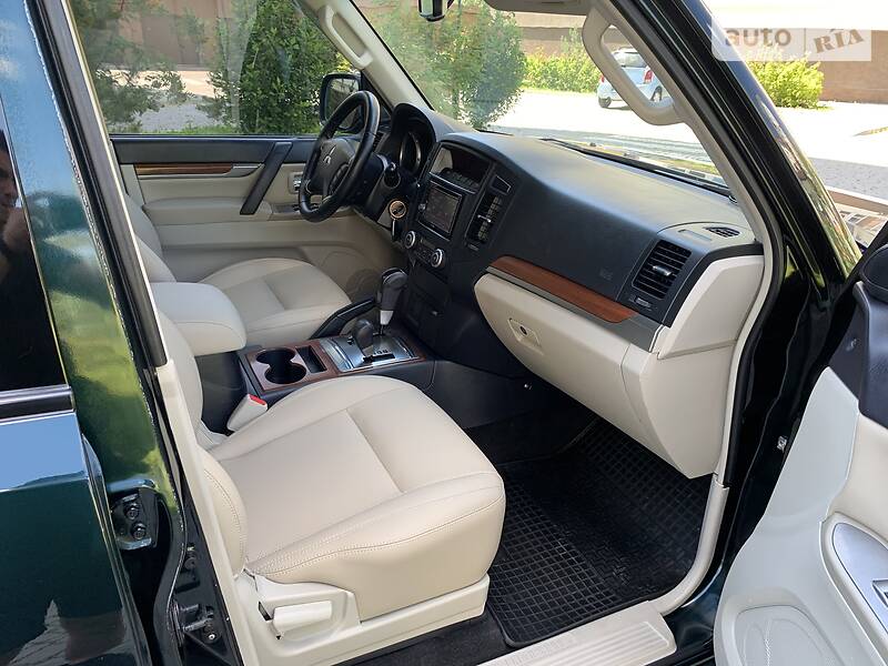 Позашляховик / Кросовер Mitsubishi Pajero Wagon 2008 в Івано-Франківську