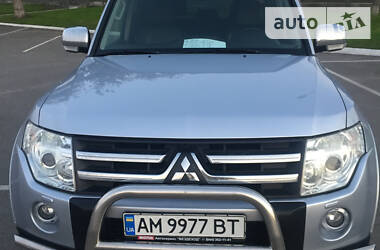 Позашляховик / Кросовер Mitsubishi Pajero Wagon 2007 в Хорошеві