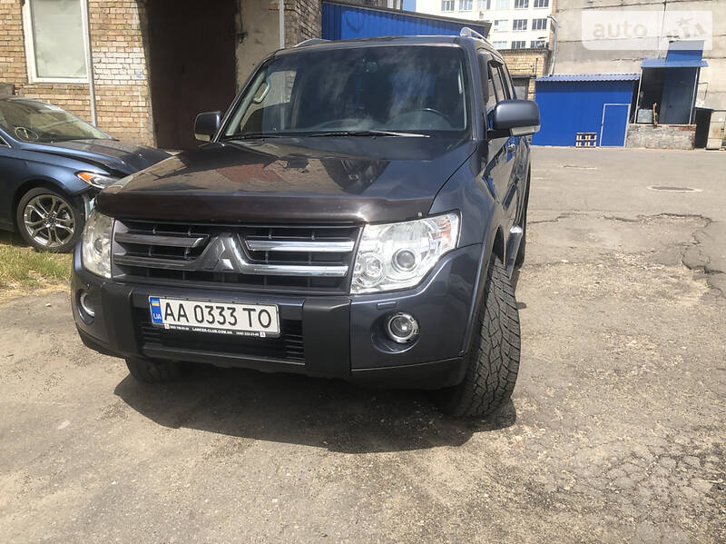 Внедорожник / Кроссовер Mitsubishi Pajero Wagon 2007 в Киеве