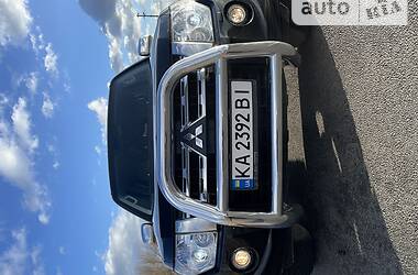 Позашляховик / Кросовер Mitsubishi Pajero Wagon 2012 в 