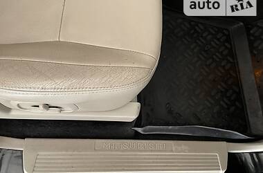 Позашляховик / Кросовер Mitsubishi Pajero Wagon 2012 в 