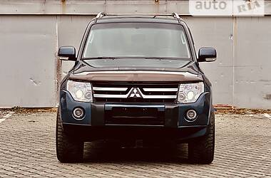 Позашляховик / Кросовер Mitsubishi Pajero Wagon 2008 в 
