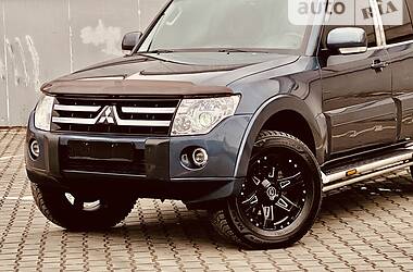 Позашляховик / Кросовер Mitsubishi Pajero Wagon 2008 в 