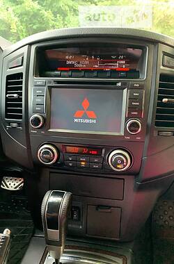 Позашляховик / Кросовер Mitsubishi Pajero Wagon 2013 в Запоріжжі