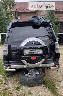 Внедорожник / Кроссовер Mitsubishi Pajero Wagon 2007 в 