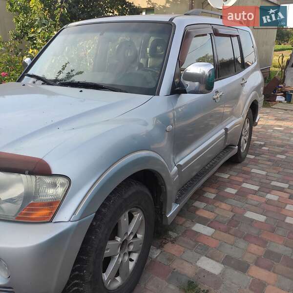 Внедорожник / Кроссовер Mitsubishi Pajero Wagon 2004 в Чернигове