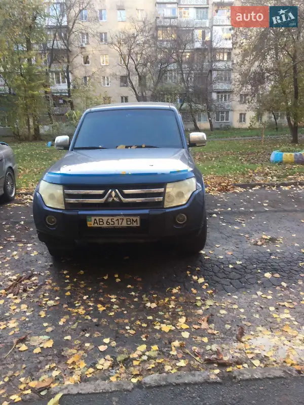 Mitsubishi Pajero Wagon