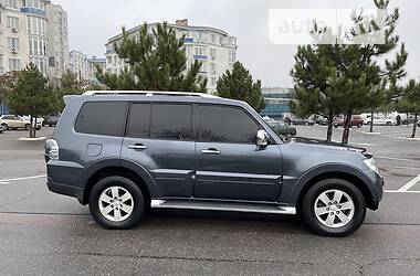 Позашляховик / Кросовер Mitsubishi Pajero Wagon 2008 в Одесі