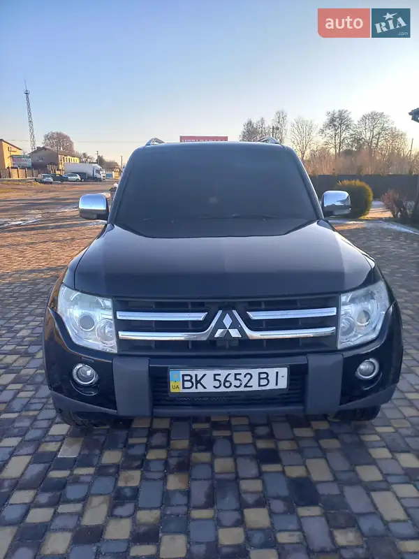 Mitsubishi Pajero Wagon