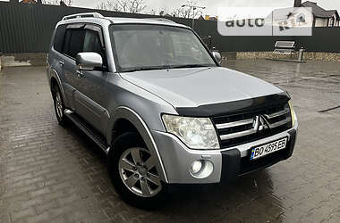 Mitsubishi Pajero Wagon 2008