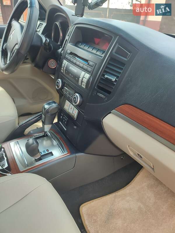 Внедорожник / Кроссовер Mitsubishi Pajero Wagon 2007 в Тальном